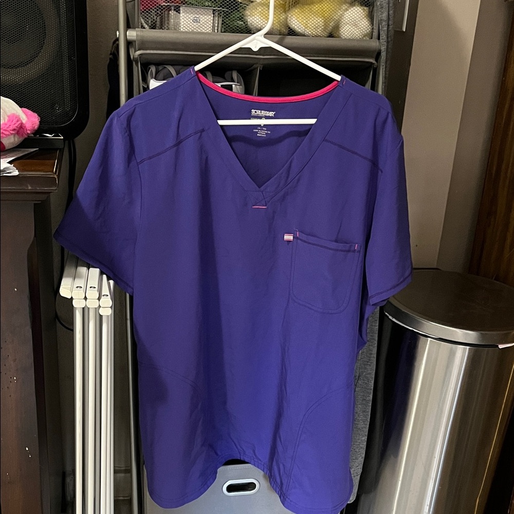 Scrubstar purple scrub top size 2X. Good condition